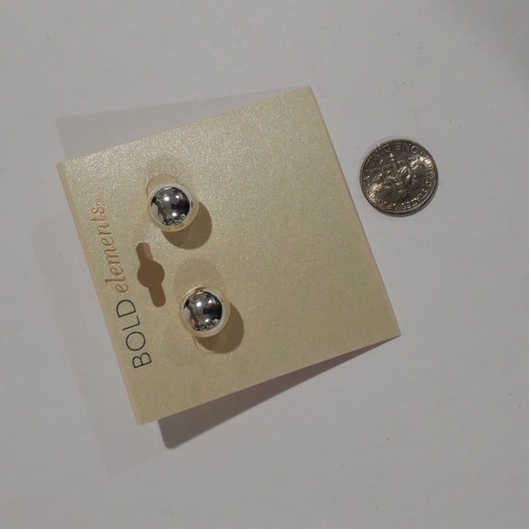 BOLD elements Elegant Silver-tone Ball Stud Earrings - Women's Fashion Jewelry - Picture 4 of 7